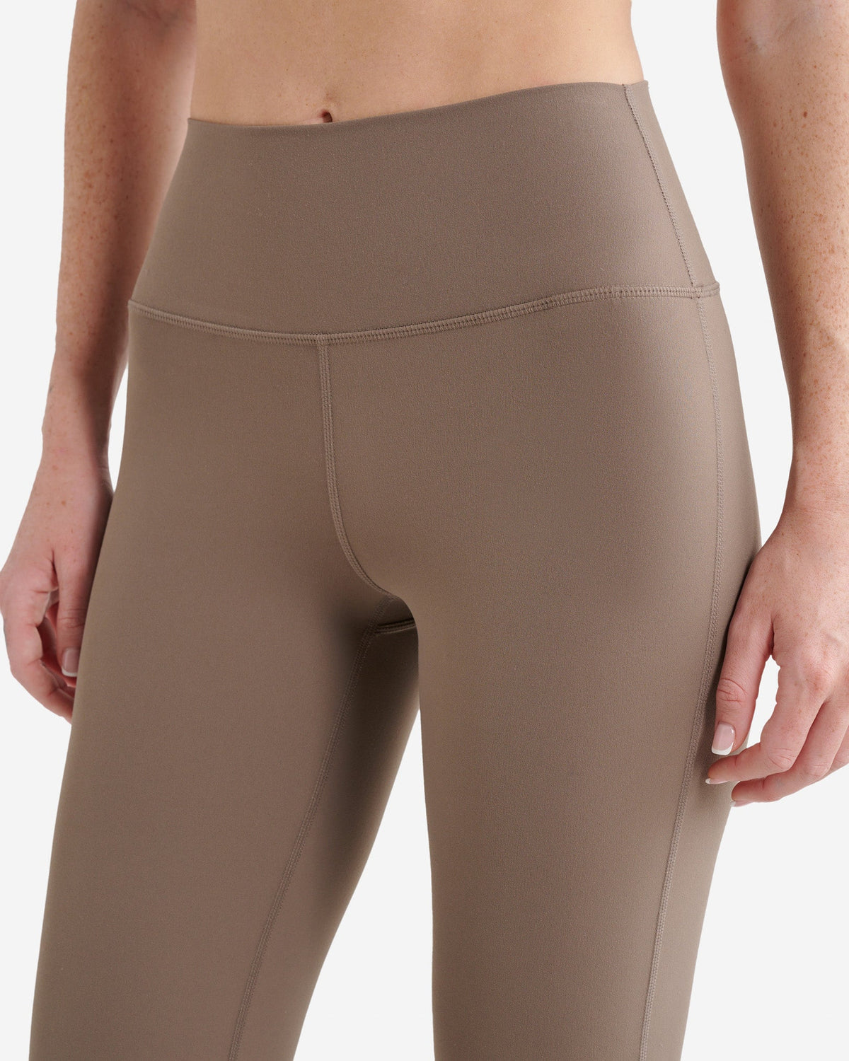 Restore Stretch Flare Legging