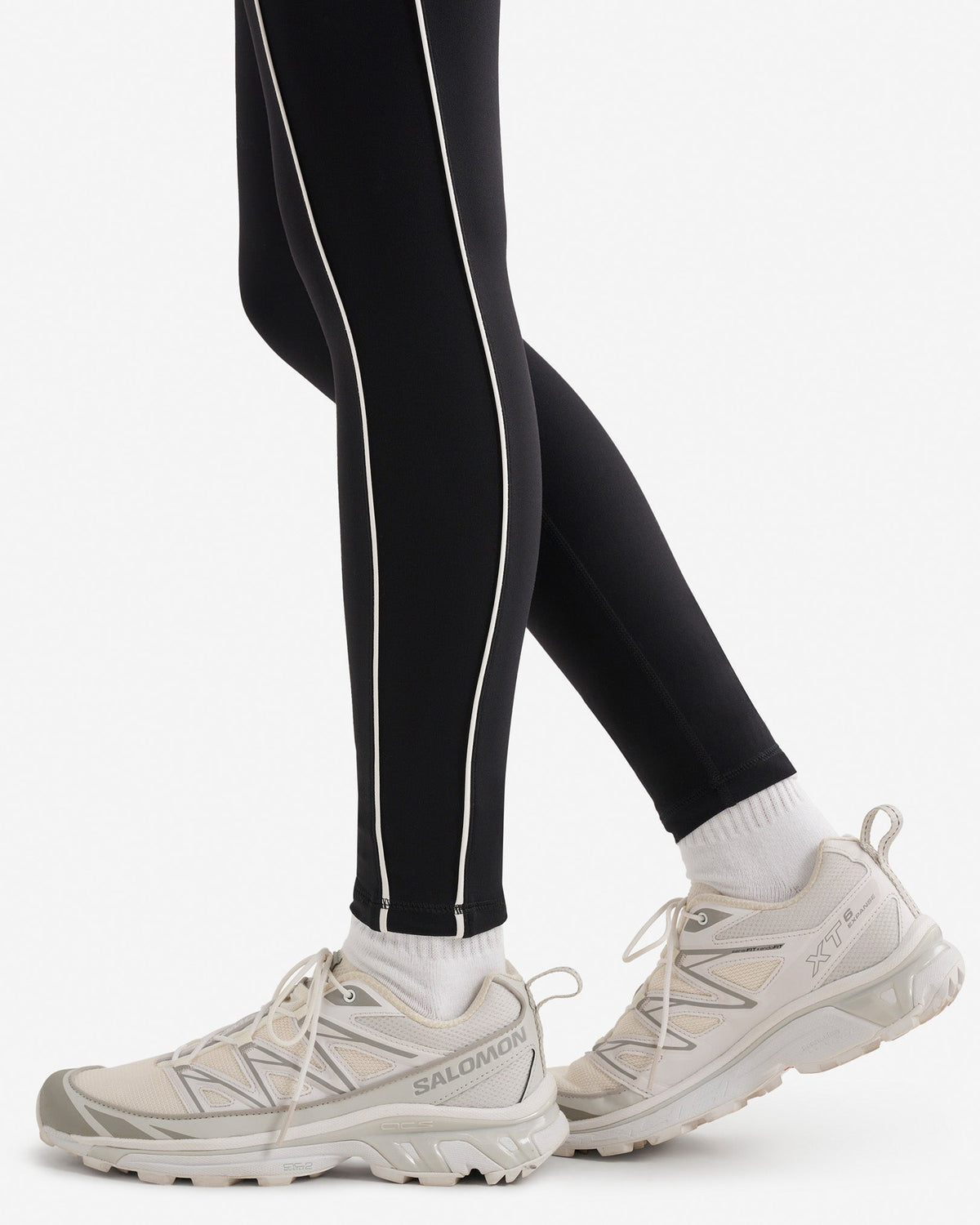 Restore Stretch Piped Legging